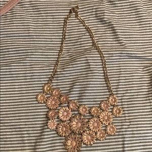 Rose gold, flowery, expandable necklace!
